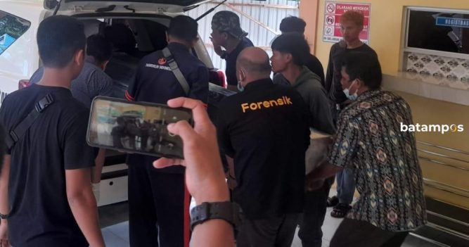 Terjatuh, Pekerja Pemasangan Fiber Optik Meninggal