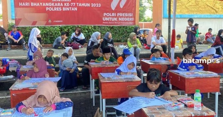 Pentingnya Keselamatan Berlalu Lintas Ditanamkan Sejak Dini ke Siswa Lewat Lomba Mewarnai