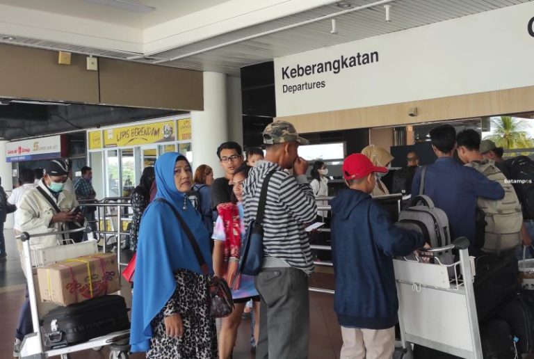 Libur Panjang, Arus Penumpang di Bandara Hang Nadim Diprediksi Landai