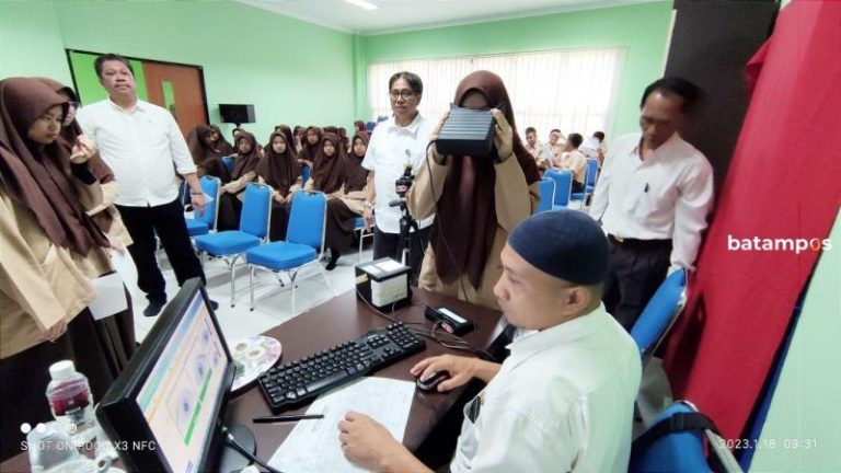 3.237 Pemilih Potensial DPSHP di Batam Telah Memiliki KTP