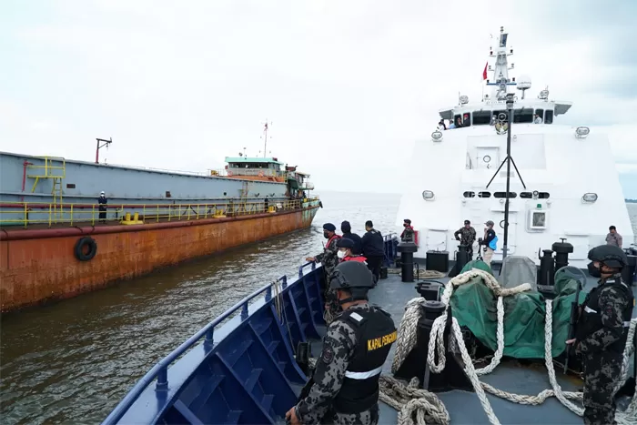 KKP Hentikan Permanen Penambangan Pasir di Pulau Rupat