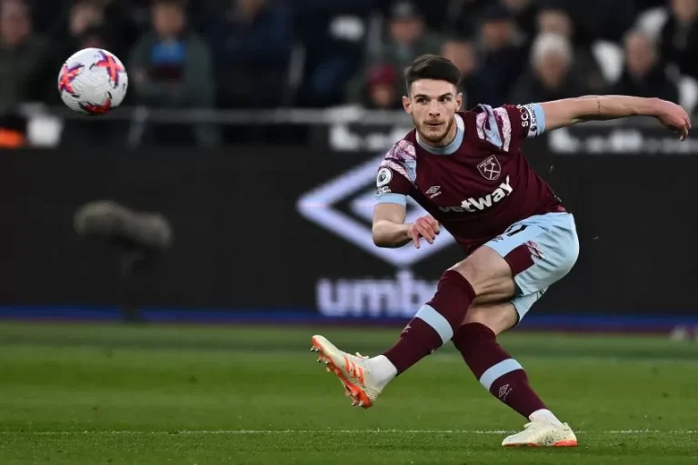 Declan Rice Dibidik Tiga Besar Premier League