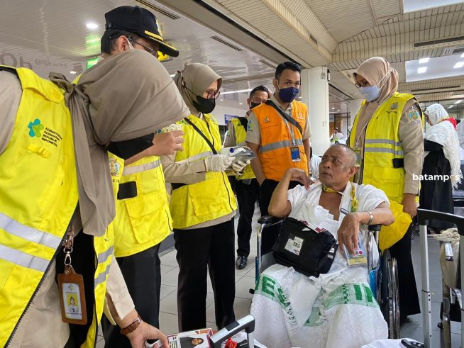 Keputusan Sulit Bagi Petugas Kesehatan, Laksanakan Istitaah Bagi Jamaah Calon Haji