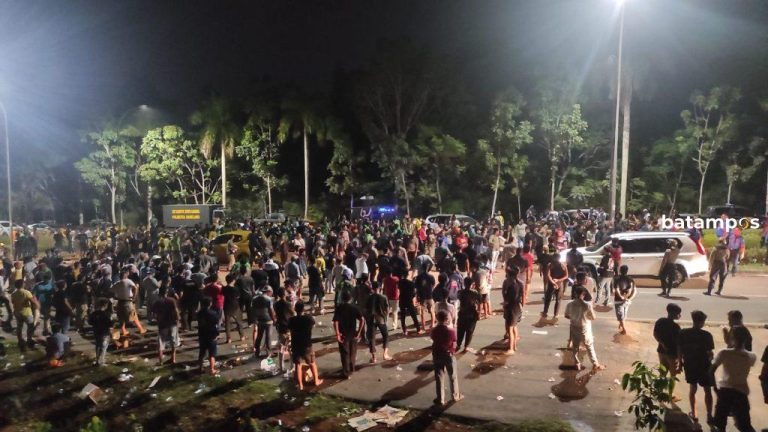 Taksi Online dan Bandara, Saling Lapor