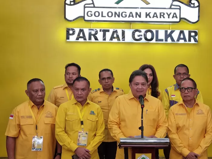 Rakornas Golkar Diwarnai Desakan Mundur Airlangga Hartarto