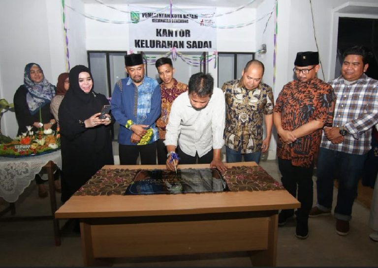 Pimpinan DPRD Batam Hadiri Peresmian Kantor Lurah Bengkong Sadai