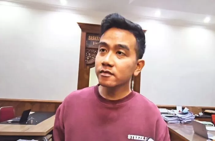 Disebut Anak Ingusan oleh Senior PDIP, Gibran Bilang Terima Kasih