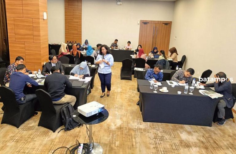 Humas Harus Cepat Tangani Isu Negatif