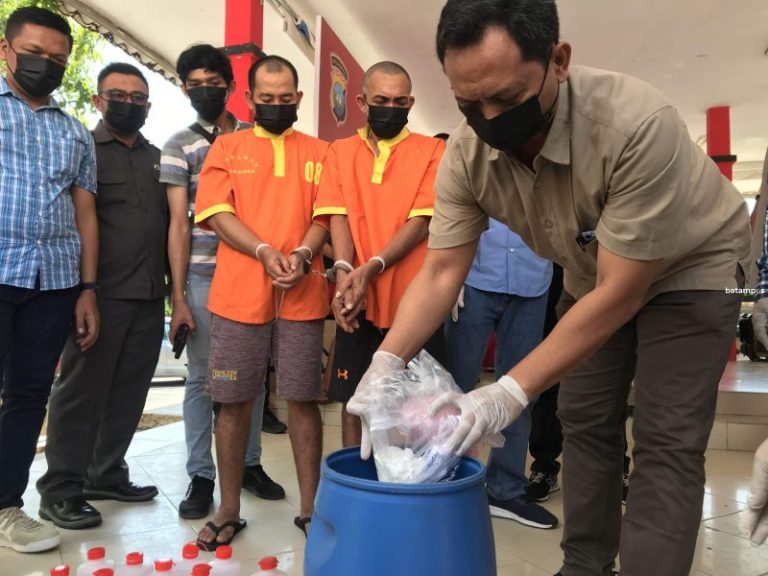 4,5 Kg Kokain dan 629 Gram Sabu Dimusnahkan di Batam
