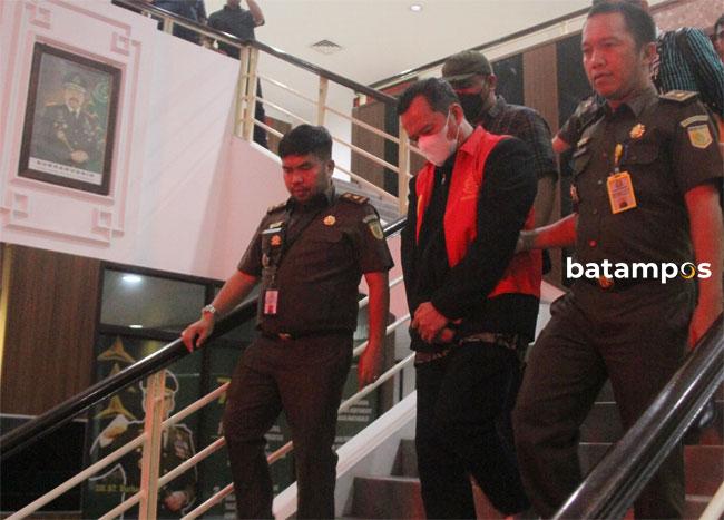 Terdakwa Bersurat ke Hakim, Sidang Vonis Kasus Korupsi SIMRS Batam Ditunda