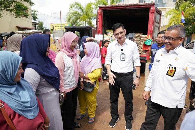 Hadiri Kegiatan Pasar Murah, Jefridin: Ini Langkah Pemeritah untuk Kendalikan Inflasi
