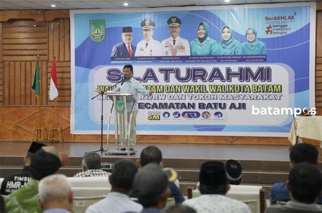 Ini Reaksi Muhammad Rudi Saat Ditanyai Masalah Air Bersih oleh Warga Batuaji