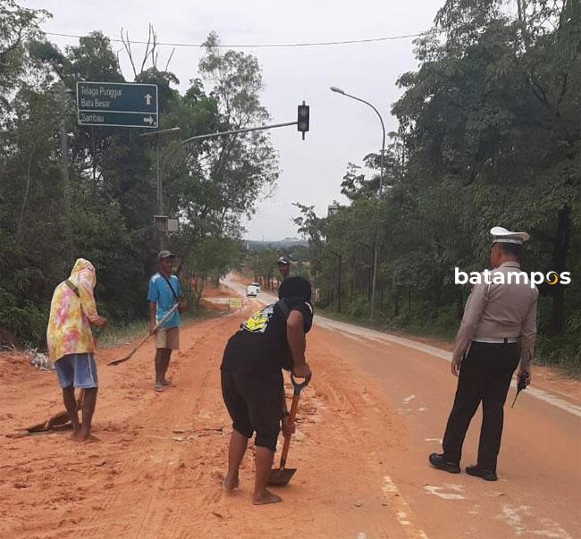 Jalan Hang Jebat Nongsa Rawan Kecelakaan Lalu Lintas