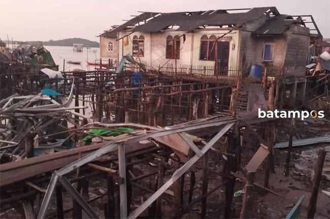 Pemko Batam Dirikan Tenda dan Dapur Umum di Pulau Kasu