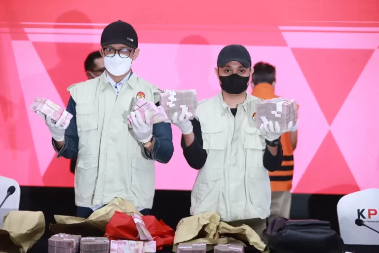 Suap Rp 88,3 Miliar yang Diduga Diterima Kabasarnas dari Vendor Pemenang 3 Proyek Pengadaan