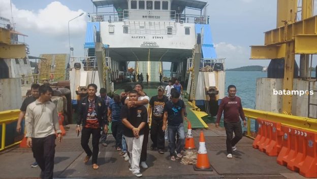 Usai Beraksi di Kijang, Bintan, 4 Pelaku Curat Ditangkap di Pelabuhan ASDP Telagapunggur, Batam