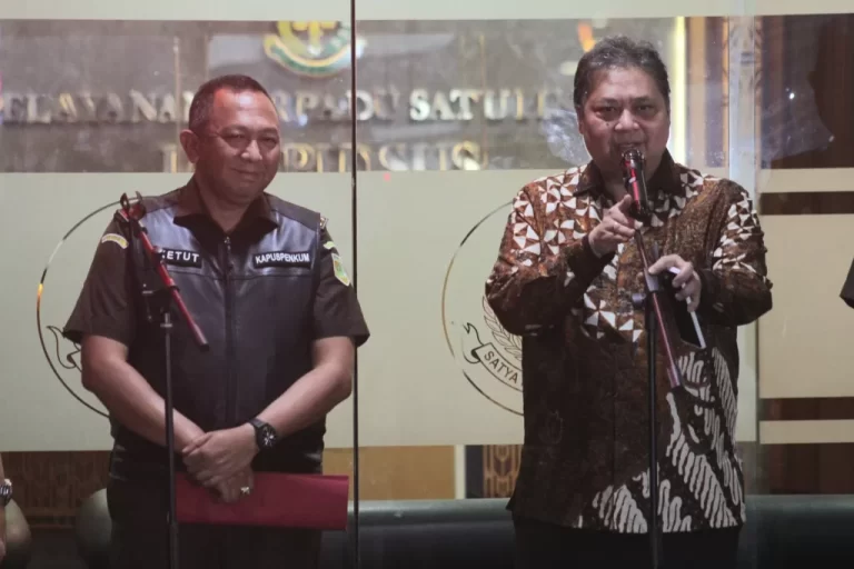 Anak Buah Airlangga Diduga Ancam Tembak Wartawan, Kemenko Perekonomian Bilang Begini