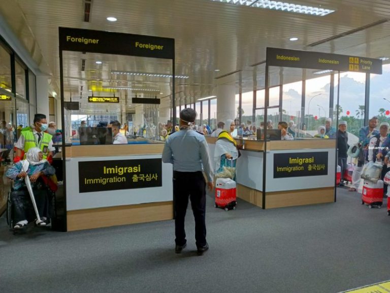 Pemulangan Jemaah Haji Dimulai, Bandara Hang Nadim Tambah Petugas Khusus