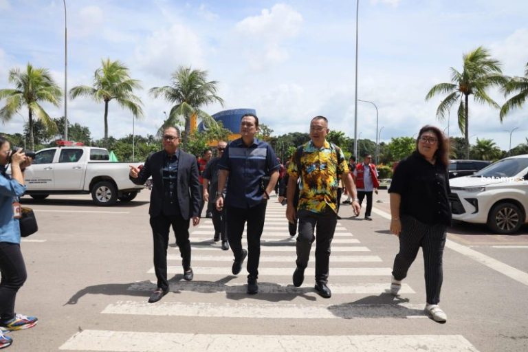 DPR RI Minta Rudi Benahi Sistem Transportasi di Bandara Hang Nadim