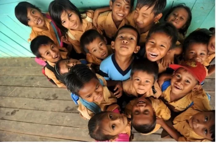 Duduki Peringkat 1, Indonesia Jadi Negara dengan Penduduk Paling Positif di Dunia