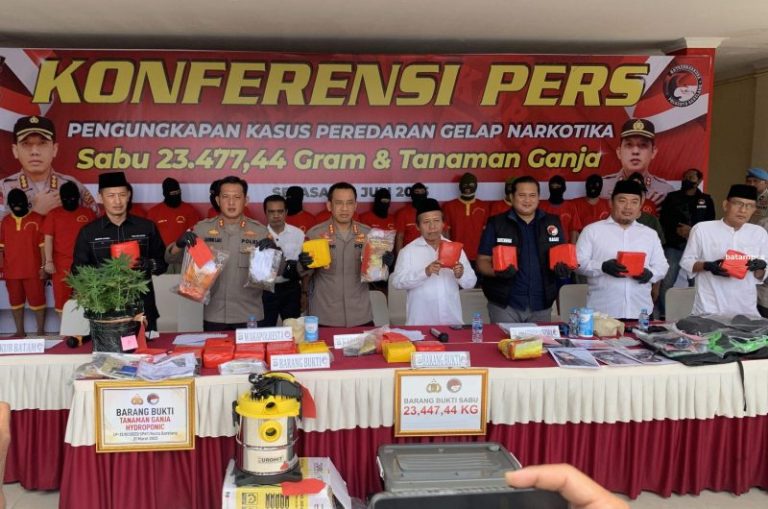Polresta Barelang Sita Narkotika dari 14 Orang, Nilainya Rp 3,5 Miliar