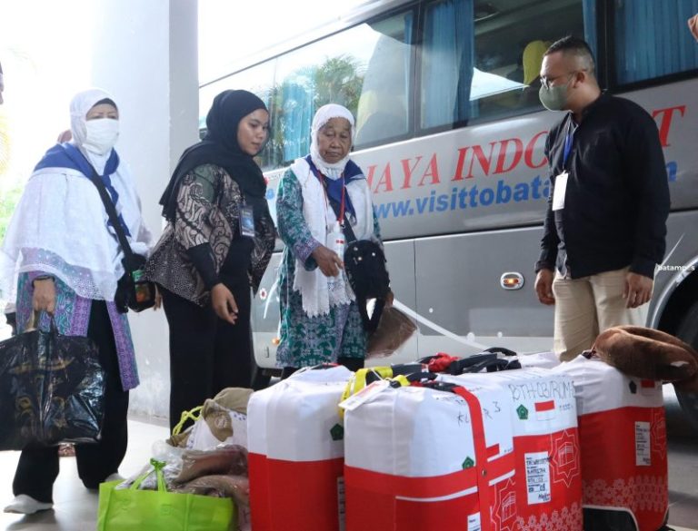5 Kloter Haji Debarkasi Batam Telah Kembali ke Tanah Air