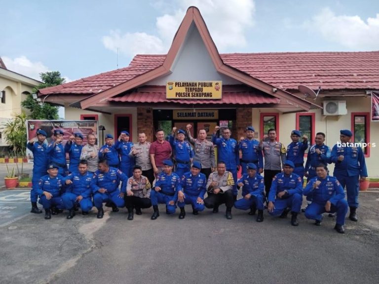 Polisi RW Rambah Masyarakat Pesisir Batam