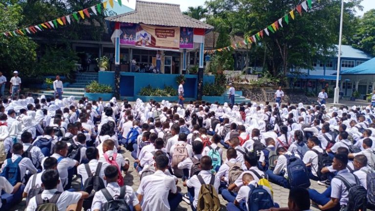 Ini SMA/SMK di Batam yang Belum Memenuhi Kuota Jumlah Siswa