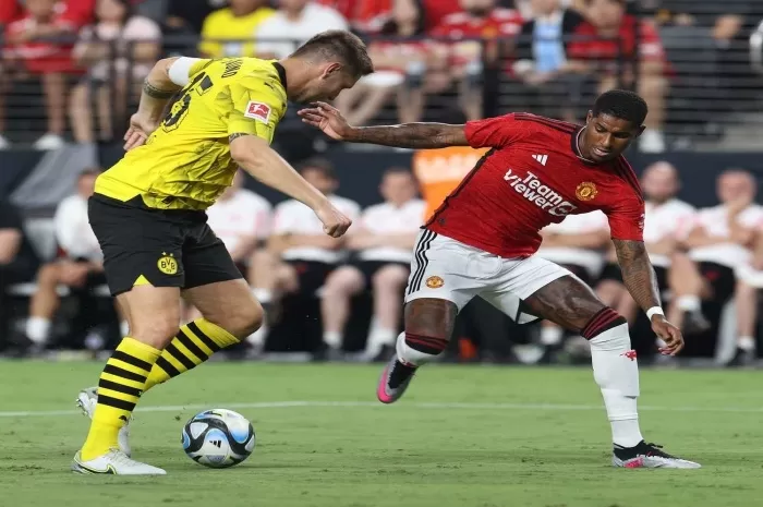 Manchester United Takluk dari Borussia Dortmund