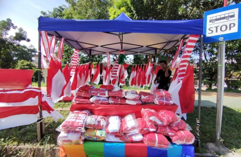 Bendera Agustusan Mulai Bermunculan, Segini Harganya