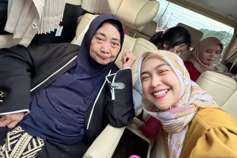 Ria Ricis: Ibu Pengen Jalan Pagi