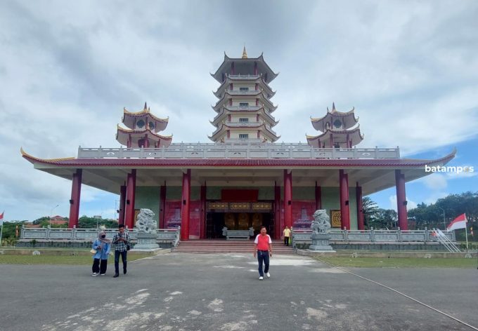 Menag Dijadwal Resmikan Pagoda Sata-Sahasra Buddha, Sabet Rekor Muri, Jadi Pagoda Tertinggi di Indonesia