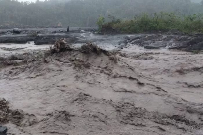 Akses Putus di Lumajang, Kemen PUPR Siapkan Jembatan Bailey