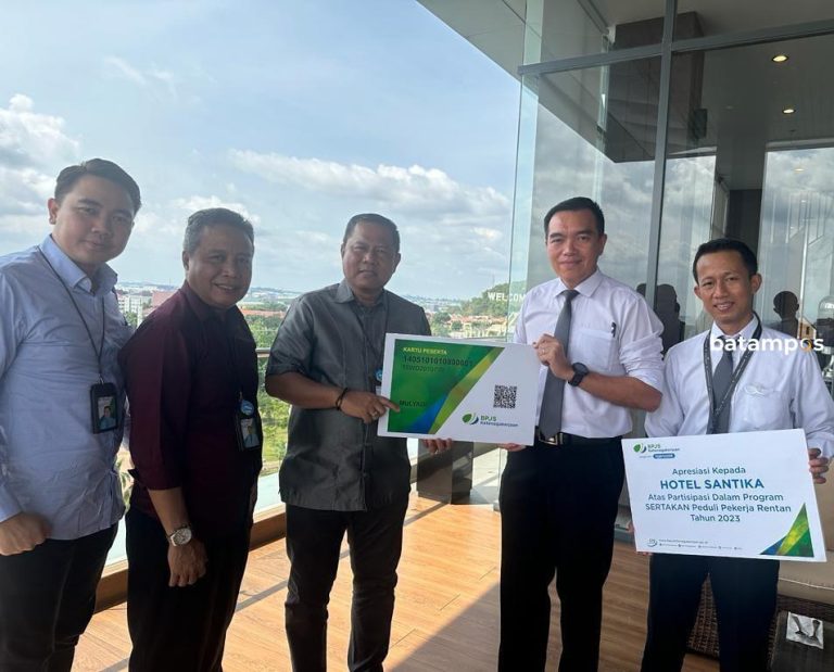 BPJamsostek Batam Nagoya dan Hotel Santika, Bayar Iuran 100 Pekerja Rentan