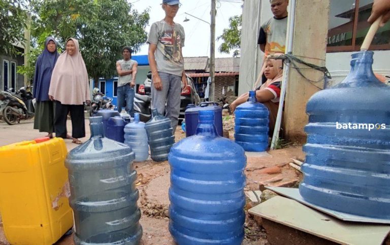 Air Mati serta Call Center Tak Respon, Membuat Warga Batam Lelah