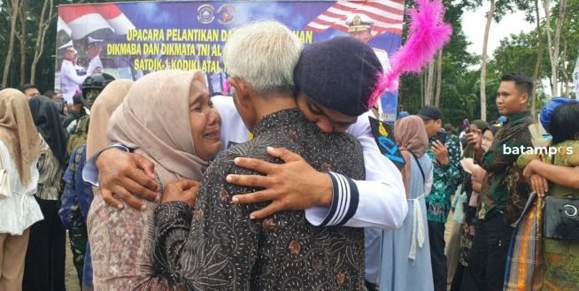 Dankodiklatal Lantik Ratusan Siswa Dikmaba dan Dikmata di Lapangan Satdik I Tanjunguban