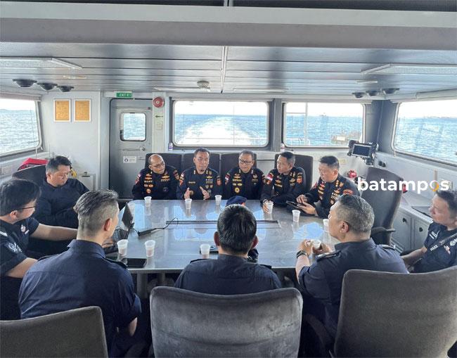 Bea Cukai dan Singapore Police Coast Guard Bahas Penyelundupan Barang Ilegal