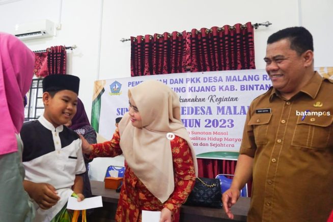 Libur Sekolah, Belasan Anak di Desa Malang Rapat Ikuti Sunatan Massal