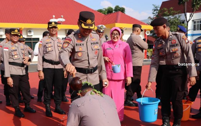 Tak Perlu Jadi Polisi Terbaik, Kapolres Riky: Jadilan Polisi yang Selalu Berbuat Baik ke Masyarakat