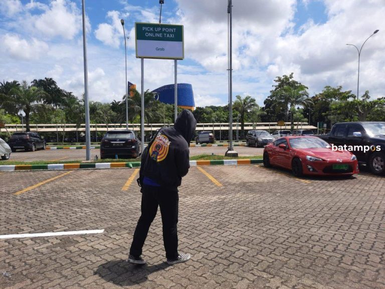 Sah, Taksi Online di Bandara Hang Nadim