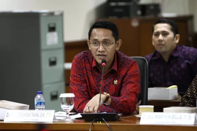 Anggota DPD RI Abdul Rachman Thaha Menyebut Tidak Ada Kebutuhan Mendesak Polri Membeli Pesawat Terbang Bekas