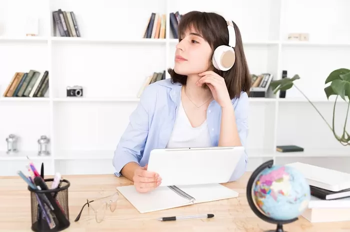20 Daftar Penyanyi Favorit Mahasiswa dengan IPK Tinggi