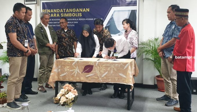 37 Mahasiswa PBC dan SBTI, Lagoi Dapat Beasiswa dari PT. BIIE dan PT. BRC