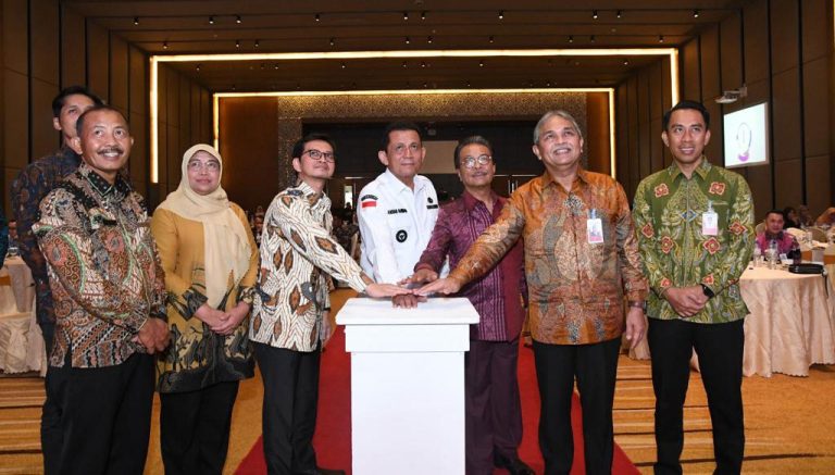 Pemprov Kepri Jadi Provinsi Pertama di Sumatera yang Terapkan FMIS Terintegrasi CMS BRK Syariah