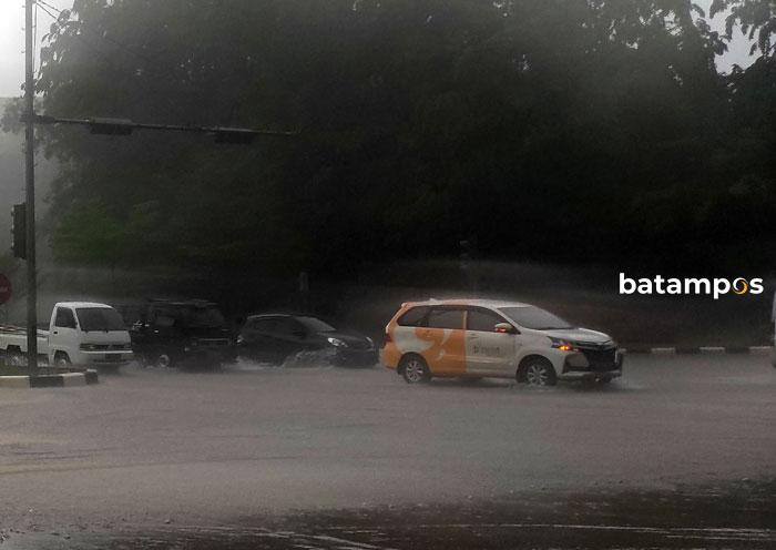 Awan Cumulonimbus Sebabkan Hujan Merata di Batam