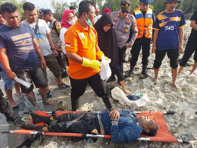 Terjatuh di Pantai, Nelayan Ditemukan Meninggal Dunia