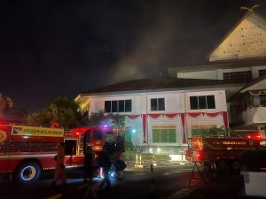 Butuh 2 Jam Padamkan Api di Gedung DPRD Batam