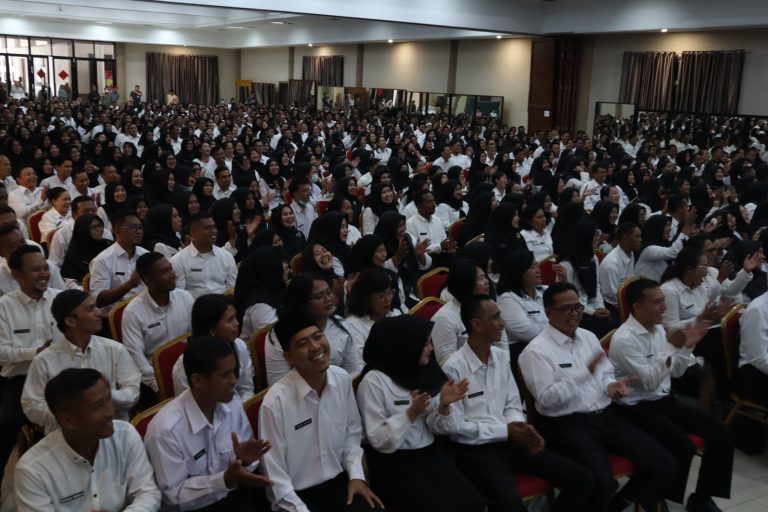 929 Guru PPPK di Batam Terima SK, Diharapkan Bisa Lahirkan Generasi Emas di 2045