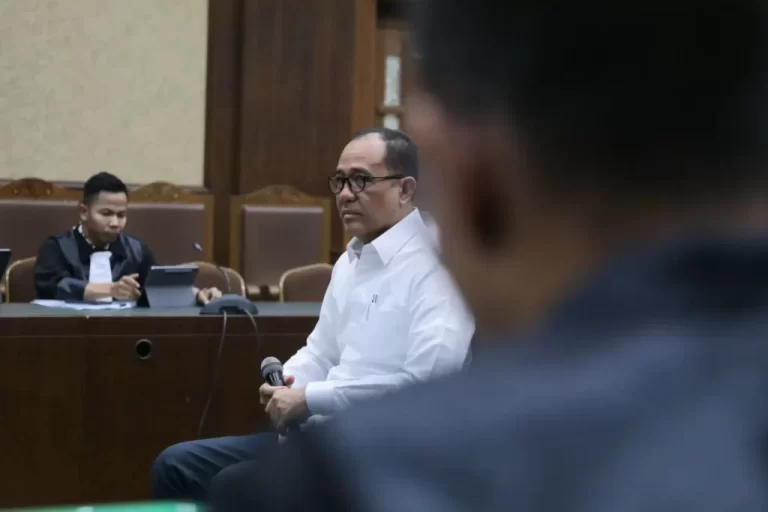 Rafael Alun Didakwa TPPU Rp 100 Miliar