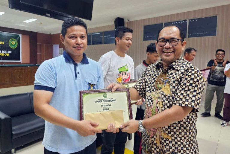 Pegawai Rutan Batam Juara, Turnamen Tenis Meja PN Batam Sambut HUT RI & HUT Mahkamah Agung